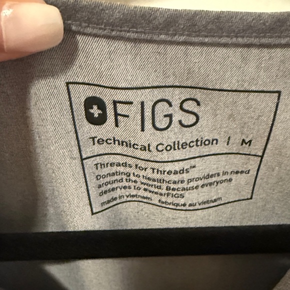 Figs Graphite Gray Scrub Set - Picture 2 of 6